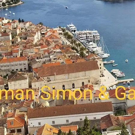 Simon *